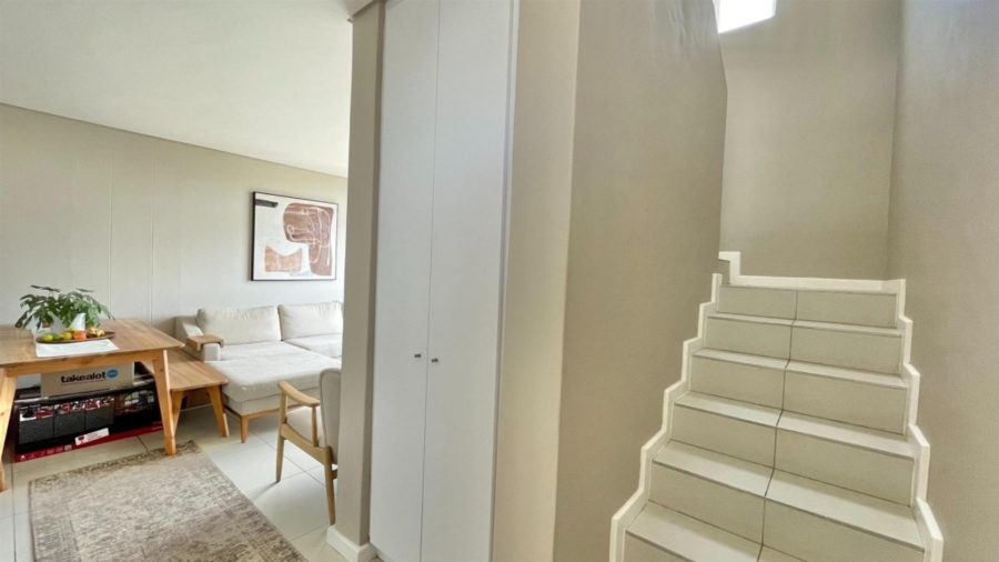 To Let 2 Bedroom Property for Rent in Somerset Lakes Western Cape